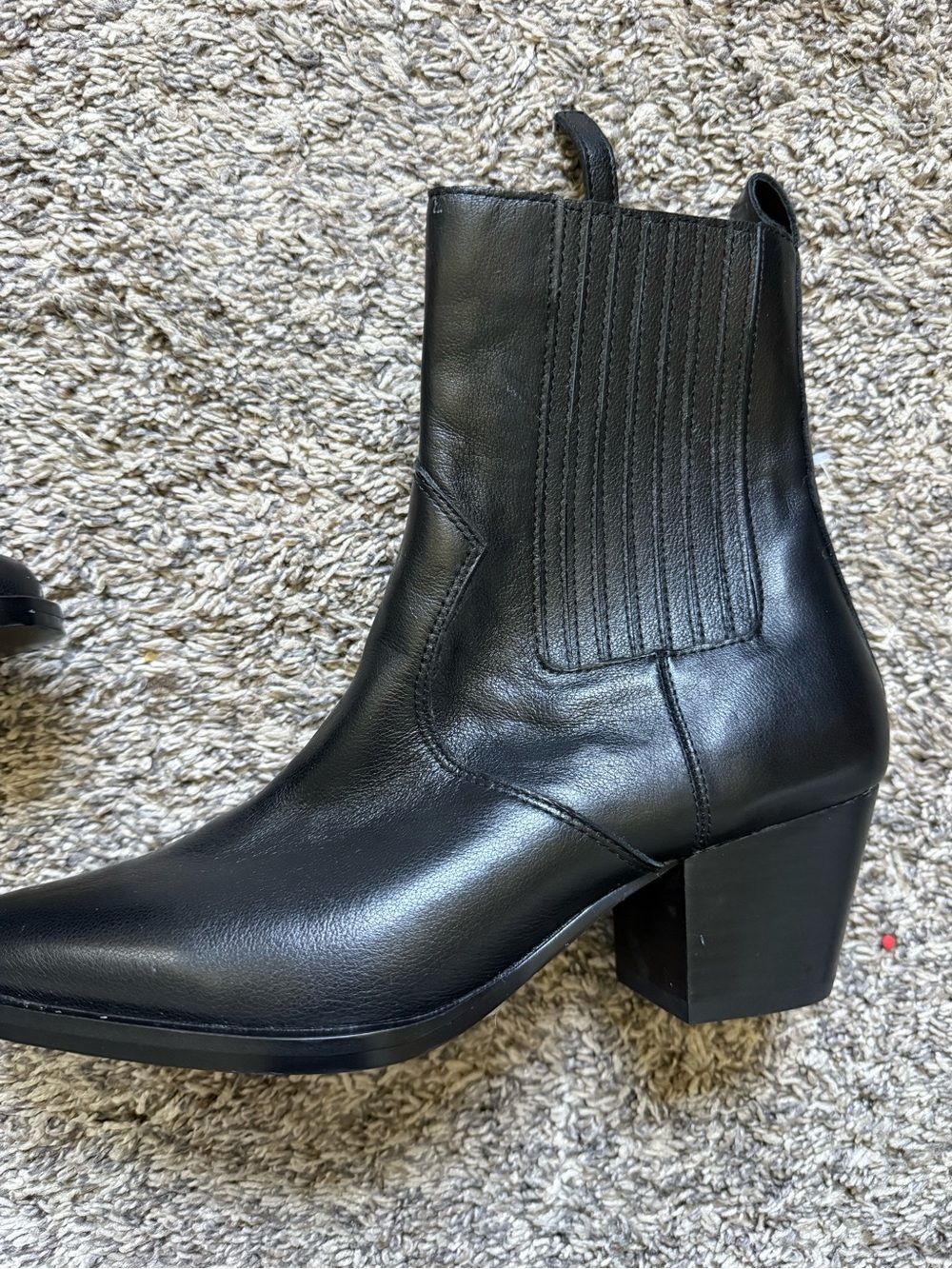 Abercrombie & Fitch Black Chelsea Block Heel Ankle Boots - Women - Picture 2 of 8